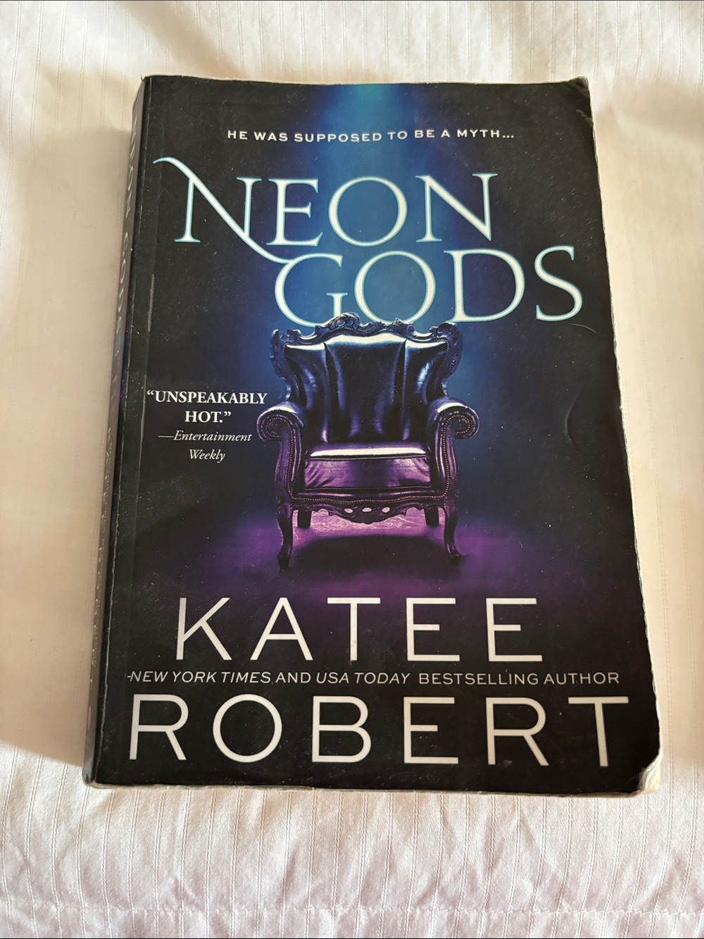 Neon Gods by Katee Robert -Paperback